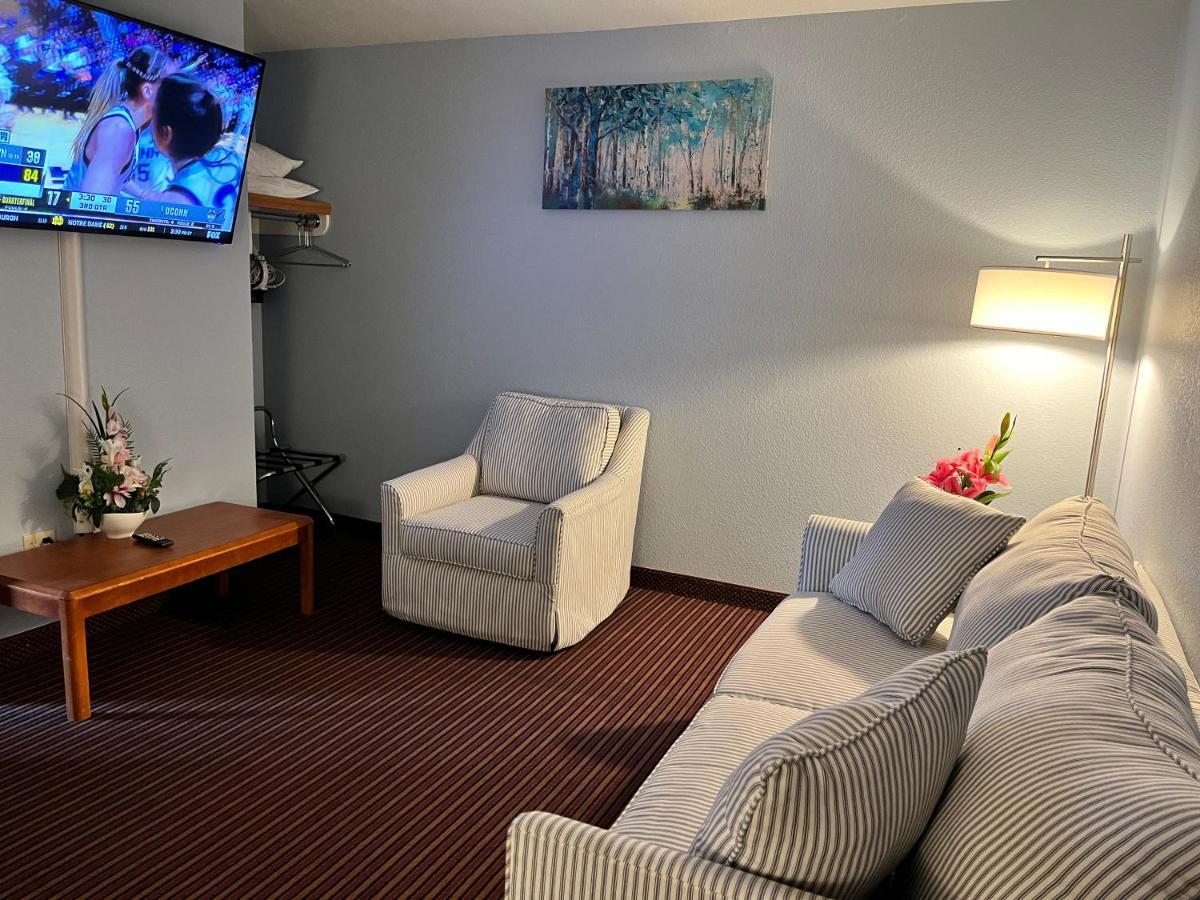 & Rv Park Hotel